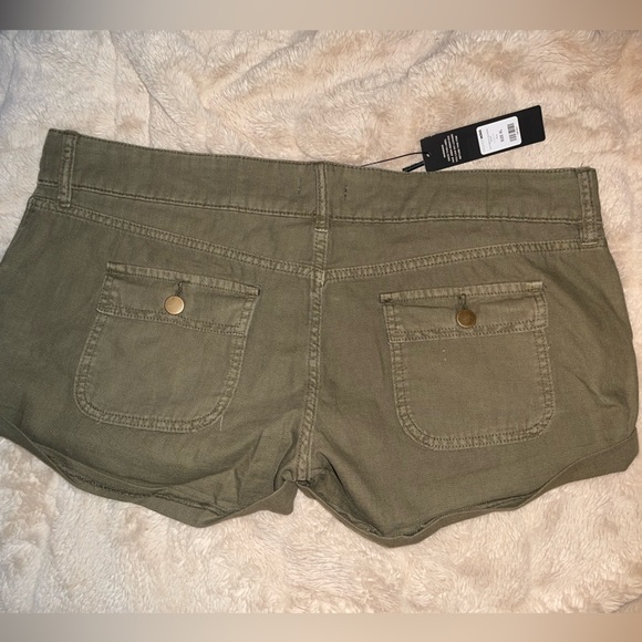 Putting in the work short. - Picture 2 of 3